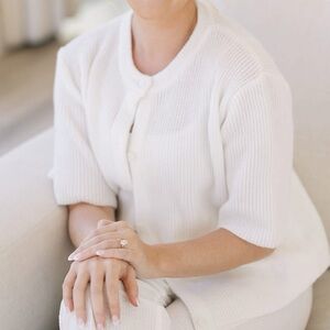 Elegant White Knit Cardigan